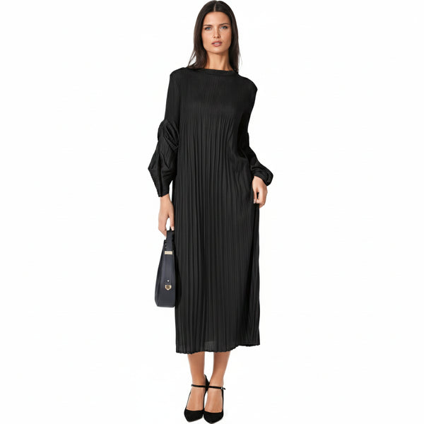 Minimalist Black Pleated Midi Dress – Long Sleeve Elegant Flow Dress